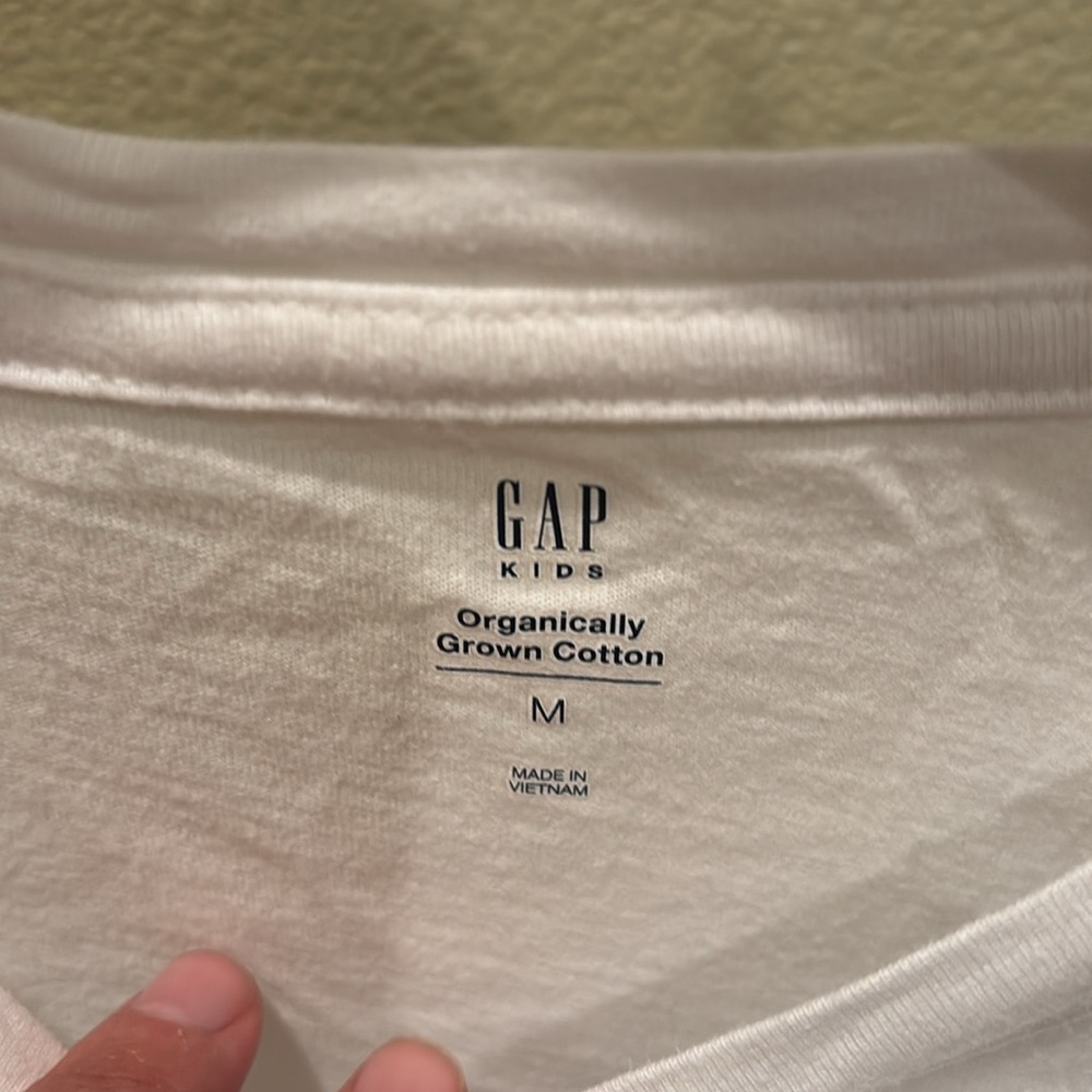 GAP White Long Sleeve Tee with Sequin Heart - Picture 3 of 8